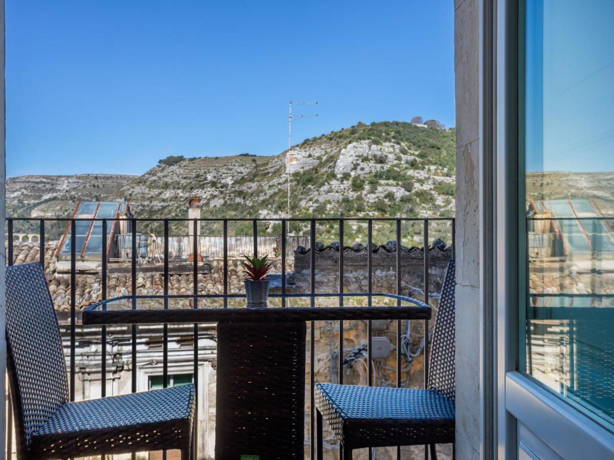 Vintage Holiday Home In Ragusa Ibla With Balcony Екстер'єр фото