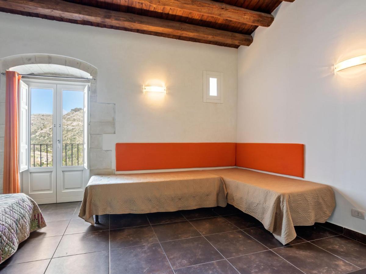 Vintage Holiday Home In Ragusa Ibla With Balcony Екстер'єр фото